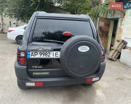 Чорний Ленд Ровер Freelander, об'ємом двигуна 2.5 л та пробігом 160 тис. км за 7400 $, фото 4 на Automoto.ua