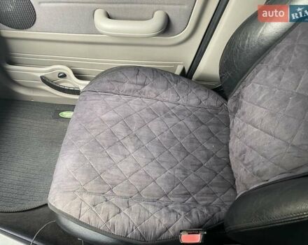 Чорний Ленд Ровер Freelander, об'ємом двигуна 2.5 л та пробігом 160 тис. км за 7400 $, фото 2 на Automoto.ua