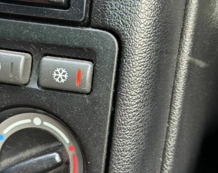 Чорний Ленд Ровер Freelander, об'ємом двигуна 2 л та пробігом 250 тис. км за 3300 $, фото 10 на Automoto.ua