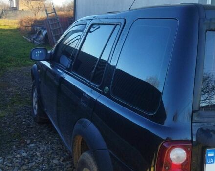 Черный Ленд Ровер Фрилендер, объемом двигателя 2 л и пробегом 242 тыс. км за 6600 $, фото 3 на Automoto.ua