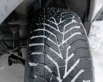 Черный Ленд Ровер Фрилендер, объемом двигателя 1.8 л и пробегом 180 тыс. км за 2250 $, фото 6 на Automoto.ua