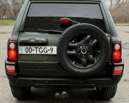 Черный Ленд Ровер Фрилендер, объемом двигателя 2 л и пробегом 280 тыс. км за 2600 $, фото 2 на Automoto.ua