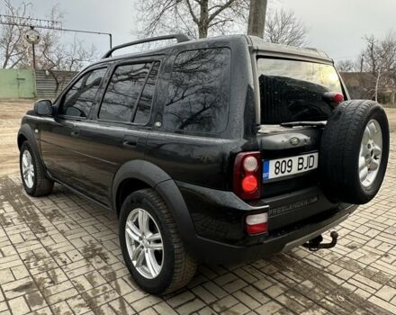 Черный Ленд Ровер Фрилендер, объемом двигателя 2 л и пробегом 363 тыс. км за 3850 $, фото 5 на Automoto.ua