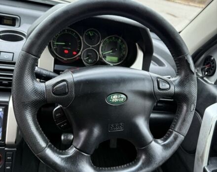 Черный Ленд Ровер Фрилендер, объемом двигателя 2 л и пробегом 280 тыс. км за 2600 $, фото 11 на Automoto.ua