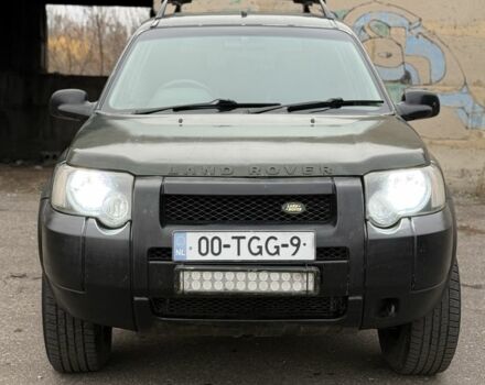 Черный Ленд Ровер Фрилендер, объемом двигателя 2 л и пробегом 280 тыс. км за 2600 $, фото 5 на Automoto.ua