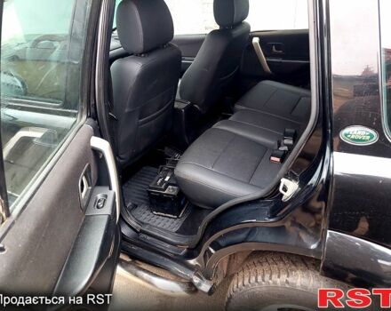 Черный Ленд Ровер Фрилендер, объемом двигателя 2 л и пробегом 150 тыс. км за 2750 $, фото 9 на Automoto.ua