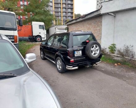 Черный Ленд Ровер Фрилендер, объемом двигателя 2 л и пробегом 150 тыс. км за 2750 $, фото 6 на Automoto.ua