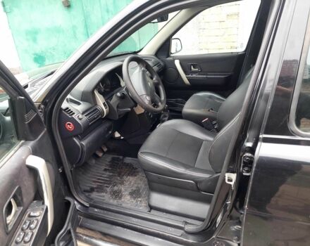 Черный Ленд Ровер Фрилендер, объемом двигателя 2 л и пробегом 150 тыс. км за 2750 $, фото 8 на Automoto.ua