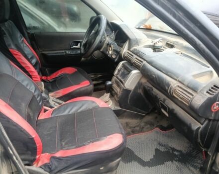 Черный Ленд Ровер Фрилендер, объемом двигателя 2 л и пробегом 178 тыс. км за 2365 $, фото 8 на Automoto.ua