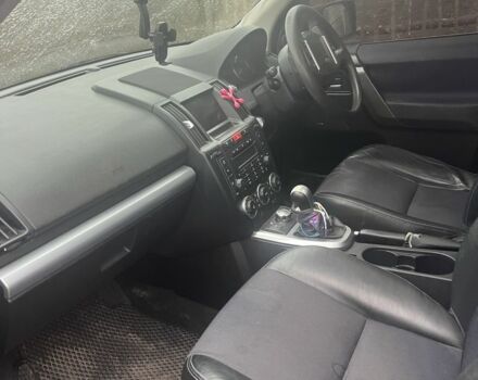 Черный Ленд Ровер Фрилендер, объемом двигателя 2.2 л и пробегом 260 тыс. км за 4200 $, фото 5 на Automoto.ua