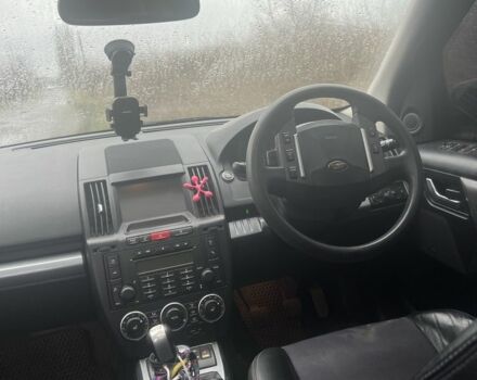 Черный Ленд Ровер Фрилендер, объемом двигателя 2.2 л и пробегом 260 тыс. км за 4200 $, фото 6 на Automoto.ua