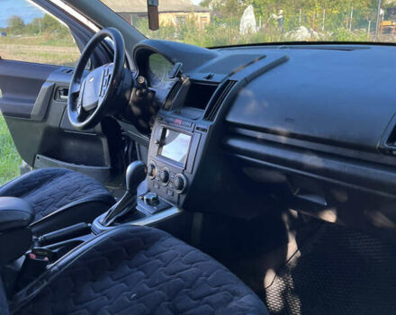 Черный Ленд Ровер Фрилендер, объемом двигателя 3.2 л и пробегом 218 тыс. км за 8500 $, фото 9 на Automoto.ua