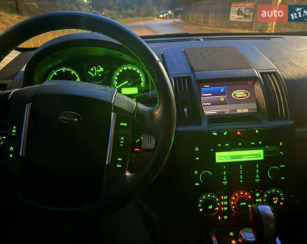 Чорний Ленд Ровер Freelander, об'ємом двигуна 2.2 л та пробігом 300 тис. км за 9300 $, фото 5 на Automoto.ua