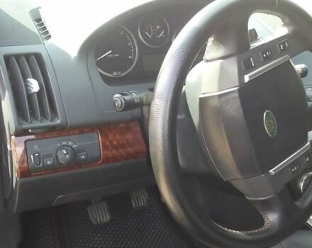 Черный Ленд Ровер Фрилендер, объемом двигателя 2.2 л и пробегом 288 тыс. км за 9700 $, фото 11 на Automoto.ua