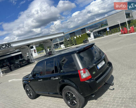 Черный Ленд Ровер Фрилендер, объемом двигателя 2.18 л и пробегом 210 тыс. км за 10500 $, фото 2 на Automoto.ua