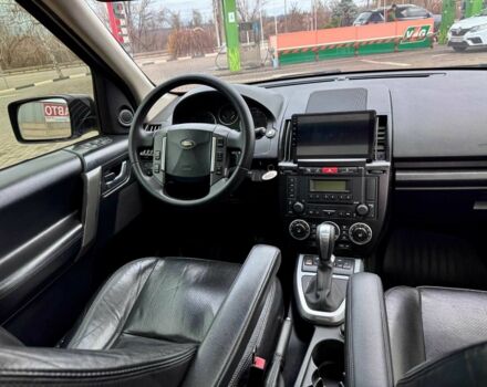 Черный Ленд Ровер Фрилендер, объемом двигателя 3.2 л и пробегом 201 тыс. км за 7950 $, фото 16 на Automoto.ua