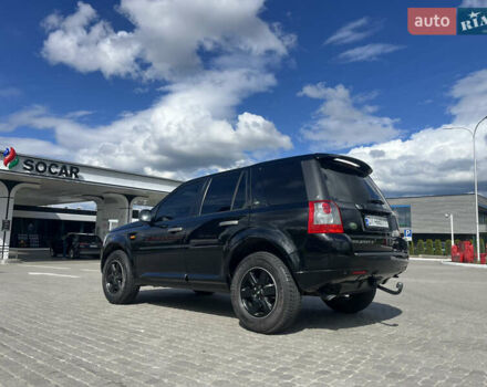 Черный Ленд Ровер Фрилендер, объемом двигателя 2.18 л и пробегом 210 тыс. км за 10500 $, фото 4 на Automoto.ua