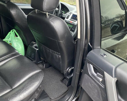 Черный Ленд Ровер Фрилендер, объемом двигателя 2.18 л и пробегом 293 тыс. км за 8987 $, фото 22 на Automoto.ua