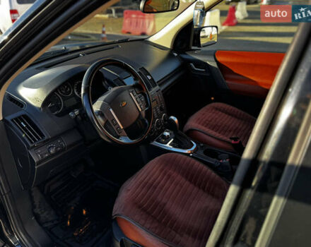 Черный Ленд Ровер Фрилендер, объемом двигателя 2.18 л и пробегом 280 тыс. км за 10500 $, фото 4 на Automoto.ua