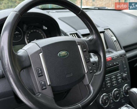 Черный Ленд Ровер Фрилендер, объемом двигателя 2.2 л и пробегом 228 тыс. км за 12350 $, фото 37 на Automoto.ua