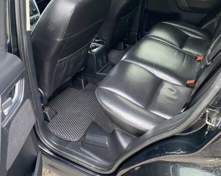 Черный Ленд Ровер Фрилендер, объемом двигателя 2.18 л и пробегом 293 тыс. км за 8987 $, фото 19 на Automoto.ua