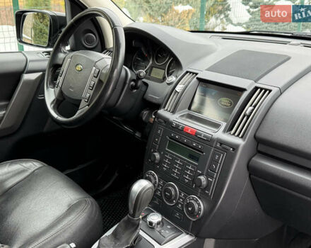 Черный Ленд Ровер Фрилендер, объемом двигателя 2.2 л и пробегом 228 тыс. км за 12350 $, фото 53 на Automoto.ua