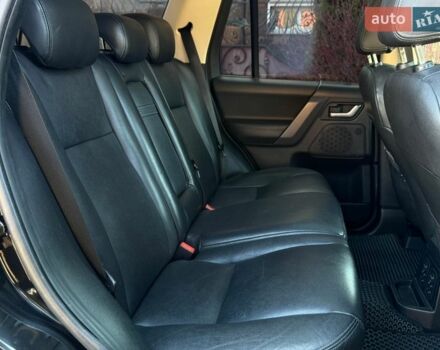 Черный Ленд Ровер Фрилендер, объемом двигателя 2.18 л и пробегом 228 тыс. км за 11750 $, фото 58 на Automoto.ua