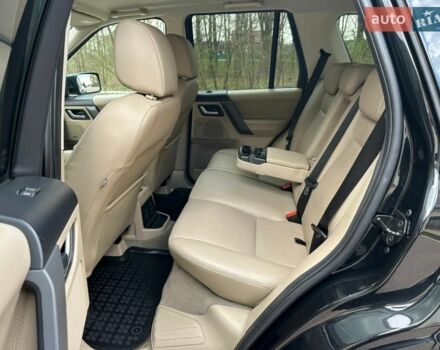 Черный Ленд Ровер Фрилендер, объемом двигателя 2.2 л и пробегом 230 тыс. км за 11300 $, фото 23 на Automoto.ua