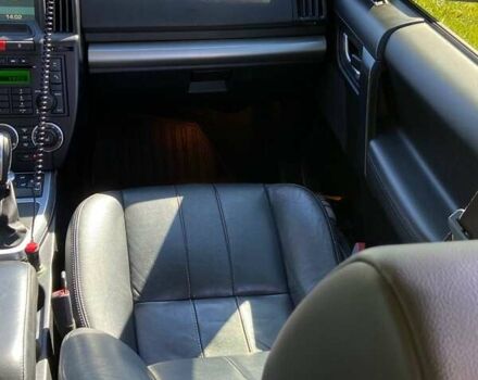 Черный Ленд Ровер Фрилендер, объемом двигателя 2.18 л и пробегом 276 тыс. км за 13333 $, фото 14 на Automoto.ua