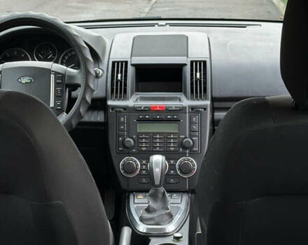 Чорний Ленд Ровер Freelander, об'ємом двигуна 2.18 л та пробігом 215 тис. км за 11000 $, фото 12 на Automoto.ua