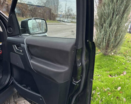 Чорний Ленд Ровер Freelander, об'ємом двигуна 2.18 л та пробігом 215 тис. км за 11000 $, фото 7 на Automoto.ua