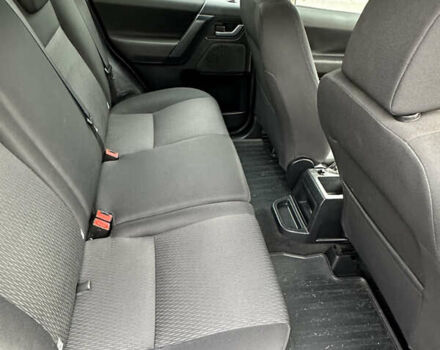 Чорний Ленд Ровер Freelander, об'ємом двигуна 2.18 л та пробігом 215 тис. км за 11000 $, фото 9 на Automoto.ua