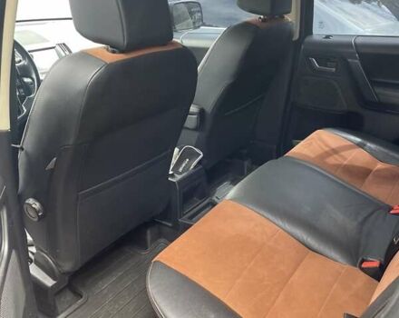 Чорний Ленд Ровер Freelander, об'ємом двигуна 2.18 л та пробігом 300 тис. км за 12019 $, фото 6 на Automoto.ua