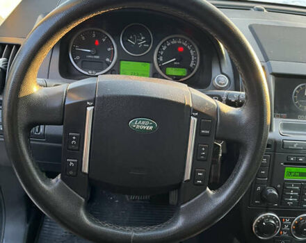 Чорний Ленд Ровер Freelander, об'ємом двигуна 2.18 л та пробігом 250 тис. км за 12299 $, фото 5 на Automoto.ua