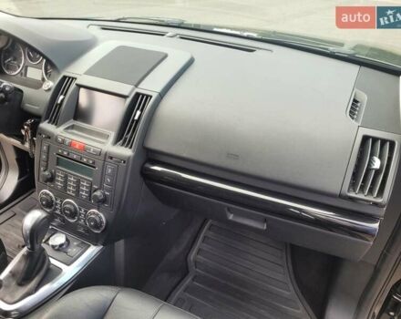 Чорний Ленд Ровер Freelander, об'ємом двигуна 2.2 л та пробігом 200 тис. км за 12300 $, фото 13 на Automoto.ua