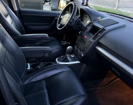 Черный Ленд Ровер Фрилендер, объемом двигателя 22 л и пробегом 0 тыс. км за 12000 $, фото 6 на Automoto.ua