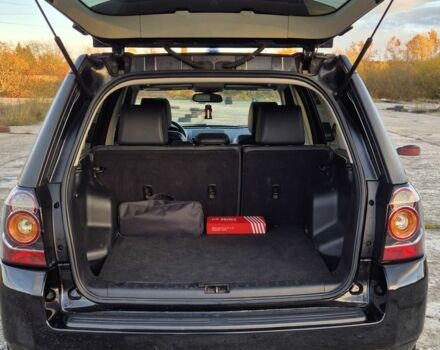 Черный Ленд Ровер Фрилендер, объемом двигателя 2 л и пробегом 200 тыс. км за 14278 $, фото 4 на Automoto.ua