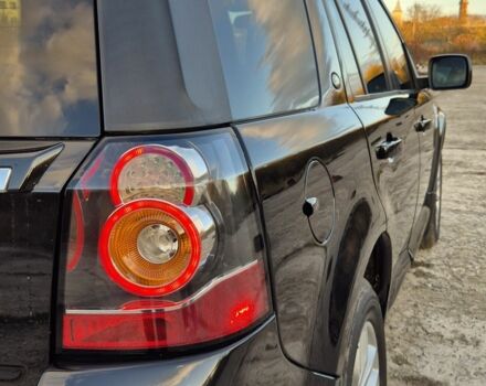 Черный Ленд Ровер Фрилендер, объемом двигателя 2 л и пробегом 200 тыс. км за 14278 $, фото 2 на Automoto.ua