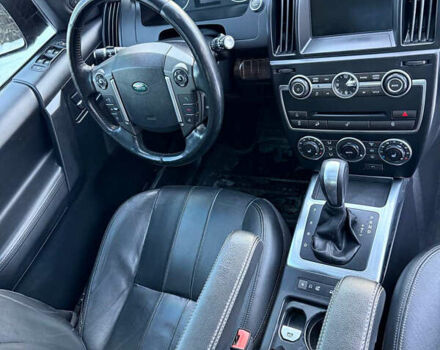 Черный Ленд Ровер Фрилендер, объемом двигателя 2 л и пробегом 211 тыс. км за 12400 $, фото 9 на Automoto.ua