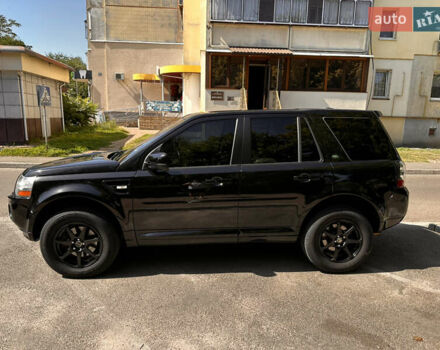 Черный Ленд Ровер Фрилендер, объемом двигателя 2 л и пробегом 218 тыс. км за 10500 $, фото 2 на Automoto.ua
