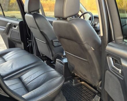 Черный Ленд Ровер Фрилендер, объемом двигателя 2 л и пробегом 200 тыс. км за 14278 $, фото 6 на Automoto.ua