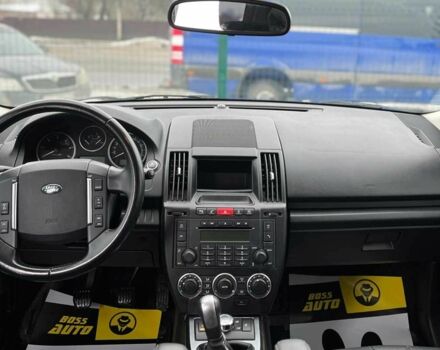 Черный Ленд Ровер Фрилендер, объемом двигателя 2.2 л и пробегом 228 тыс. км за 13200 $, фото 9 на Automoto.ua