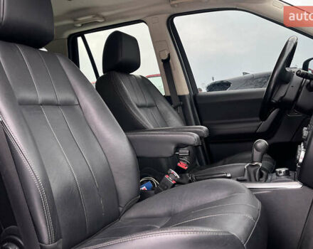 Черный Ленд Ровер Фрилендер, объемом двигателя 2.18 л и пробегом 228 тыс. км за 13200 $, фото 19 на Automoto.ua