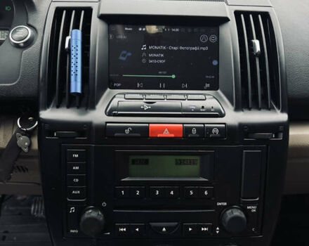 Чорний Ленд Ровер Freelander, об'ємом двигуна 2.18 л та пробігом 233 тис. км за 13500 $, фото 17 на Automoto.ua