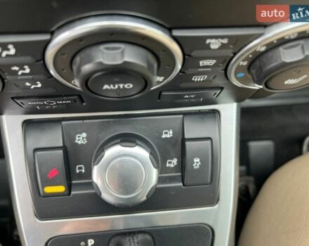 Черный Ленд Ровер Фрилендер, объемом двигателя 2.18 л и пробегом 116 тыс. км за 15500 $, фото 17 на Automoto.ua