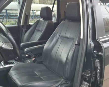 Черный Ленд Ровер Фрилендер, объемом двигателя 2 л и пробегом 218 тыс. км за 10700 $, фото 7 на Automoto.ua