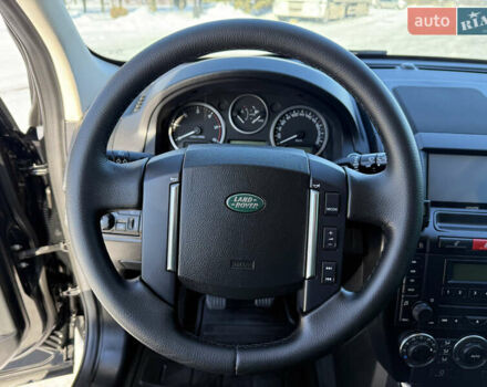 Чорний Ленд Ровер Freelander, об'ємом двигуна 2.2 л та пробігом 152 тис. км за 11950 $, фото 15 на Automoto.ua