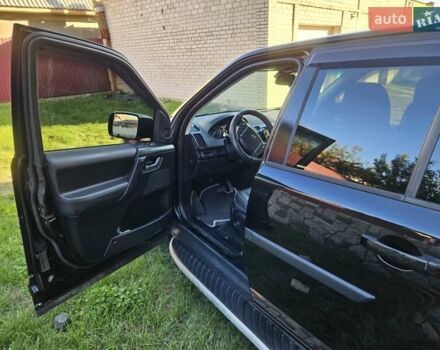 Черный Ленд Ровер Фрилендер, объемом двигателя 2.18 л и пробегом 254 тыс. км за 16500 $, фото 4 на Automoto.ua