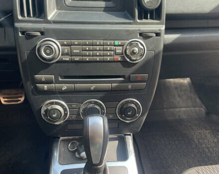 Черный Ленд Ровер Фрилендер, объемом двигателя 2.2 л и пробегом 230 тыс. км за 13900 $, фото 9 на Automoto.ua