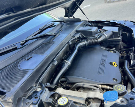 Черный Ленд Ровер Фрилендер, объемом двигателя 2.2 л и пробегом 330 тыс. км за 15400 $, фото 2 на Automoto.ua